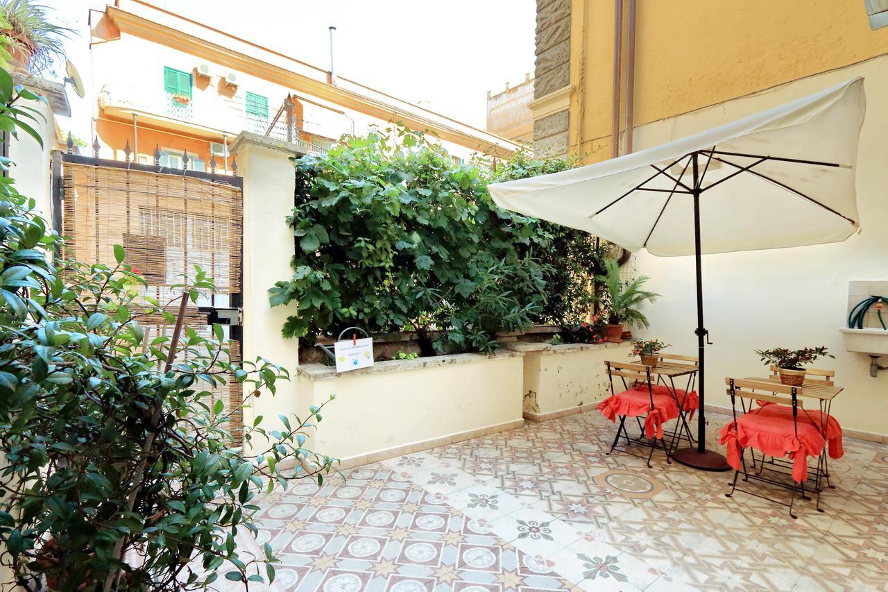 Colosseo With Garden Apartment Rome