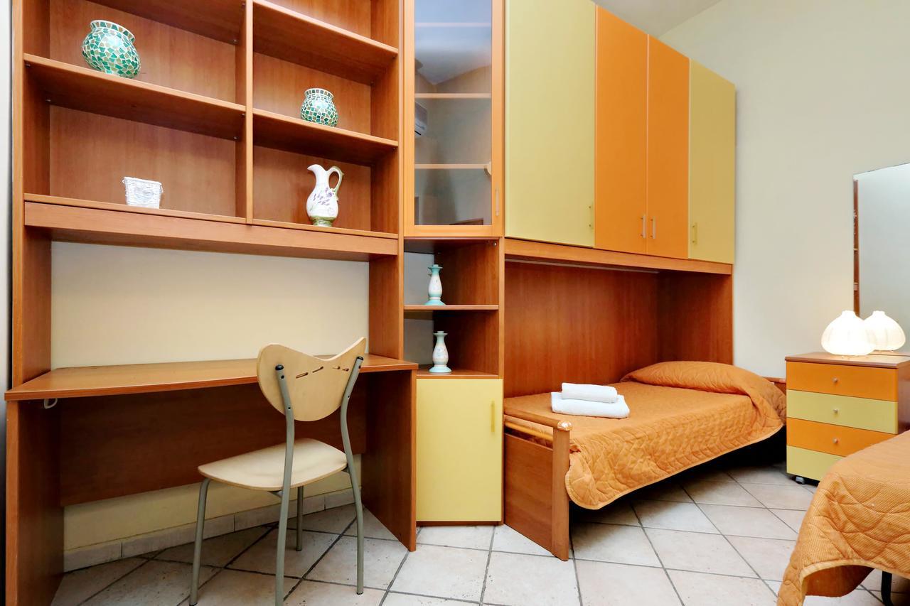 Colosseo With Garden Apartment Rome
