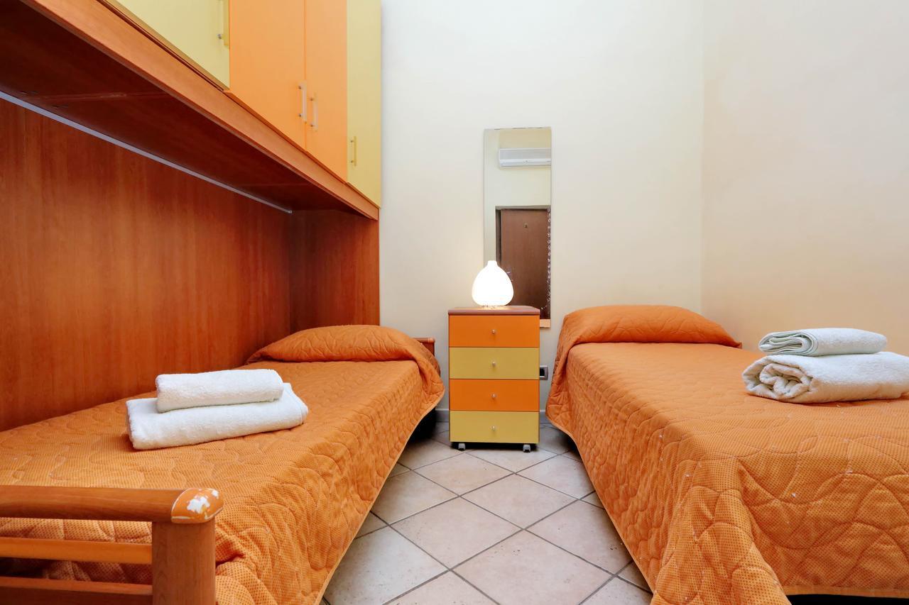 Colosseo With Garden Apartment *