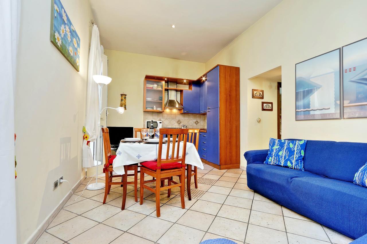 Apartment Colosseo With Garden