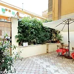 Colosseo Apartment With Garden