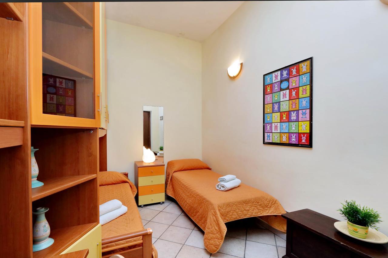 Apartment Colosseo With Garden
